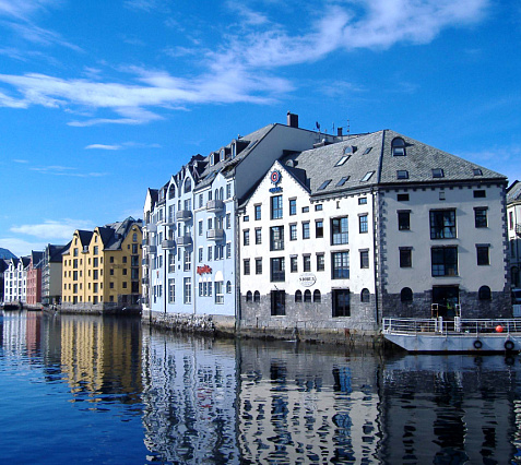 Ålesund: The Town on the Islands. Walking Tour, 3 hours