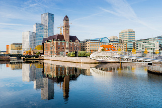 Visiting Sweden: Malmö and Lund via the Øresund Bridge